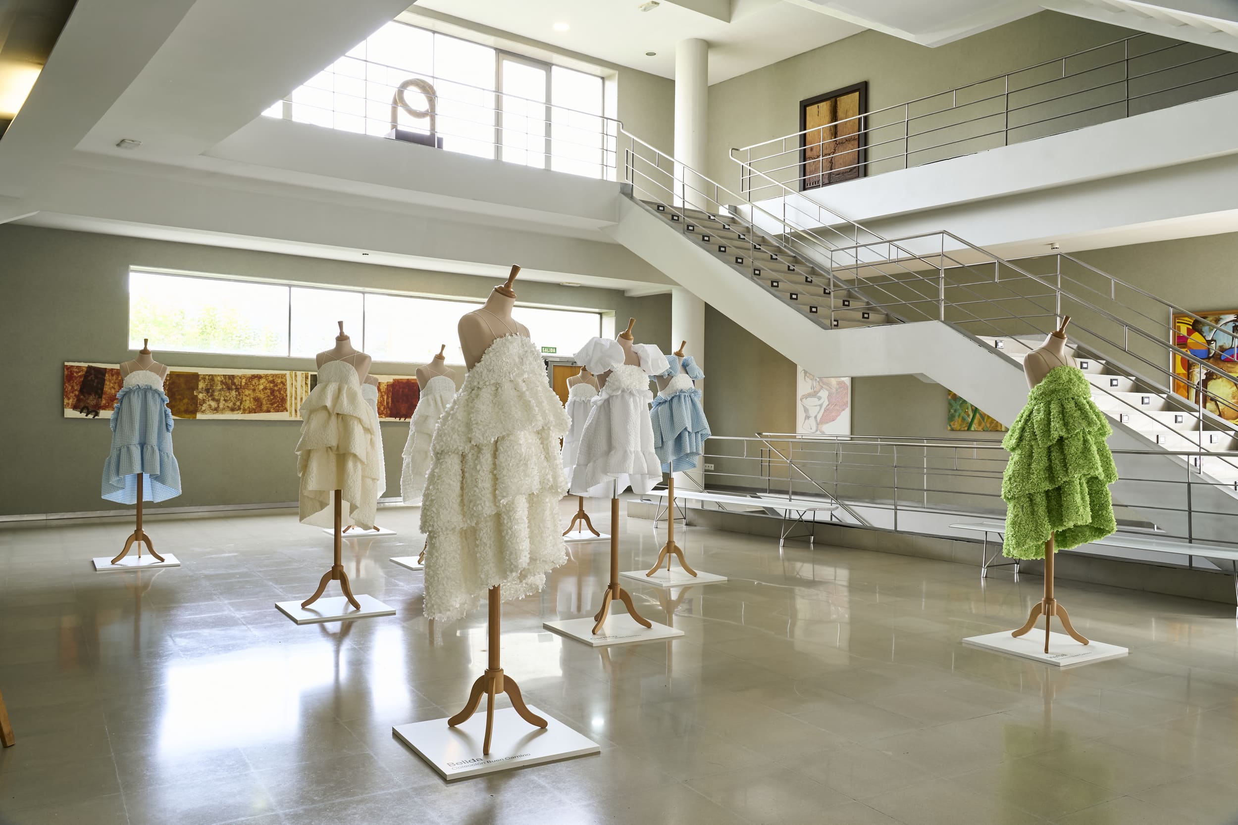 Exposición vestidos de novia, colección Anabel Santos, Galicia.