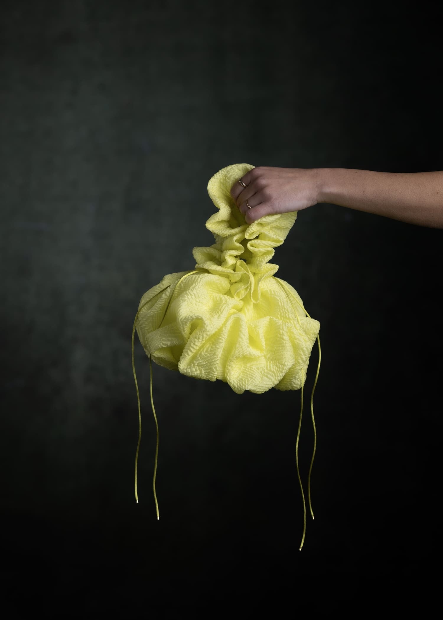 BOLSO NUBE AMARILLO